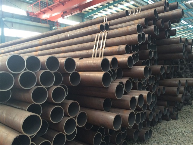 保定化肥设备用高压无缝钢管