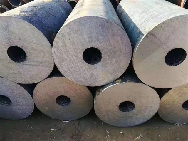保定35crmo厚壁无缝钢管