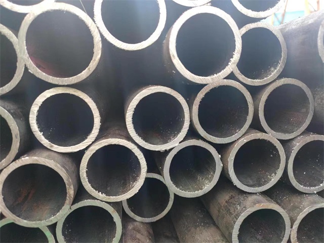 保定10#结构用无缝钢管